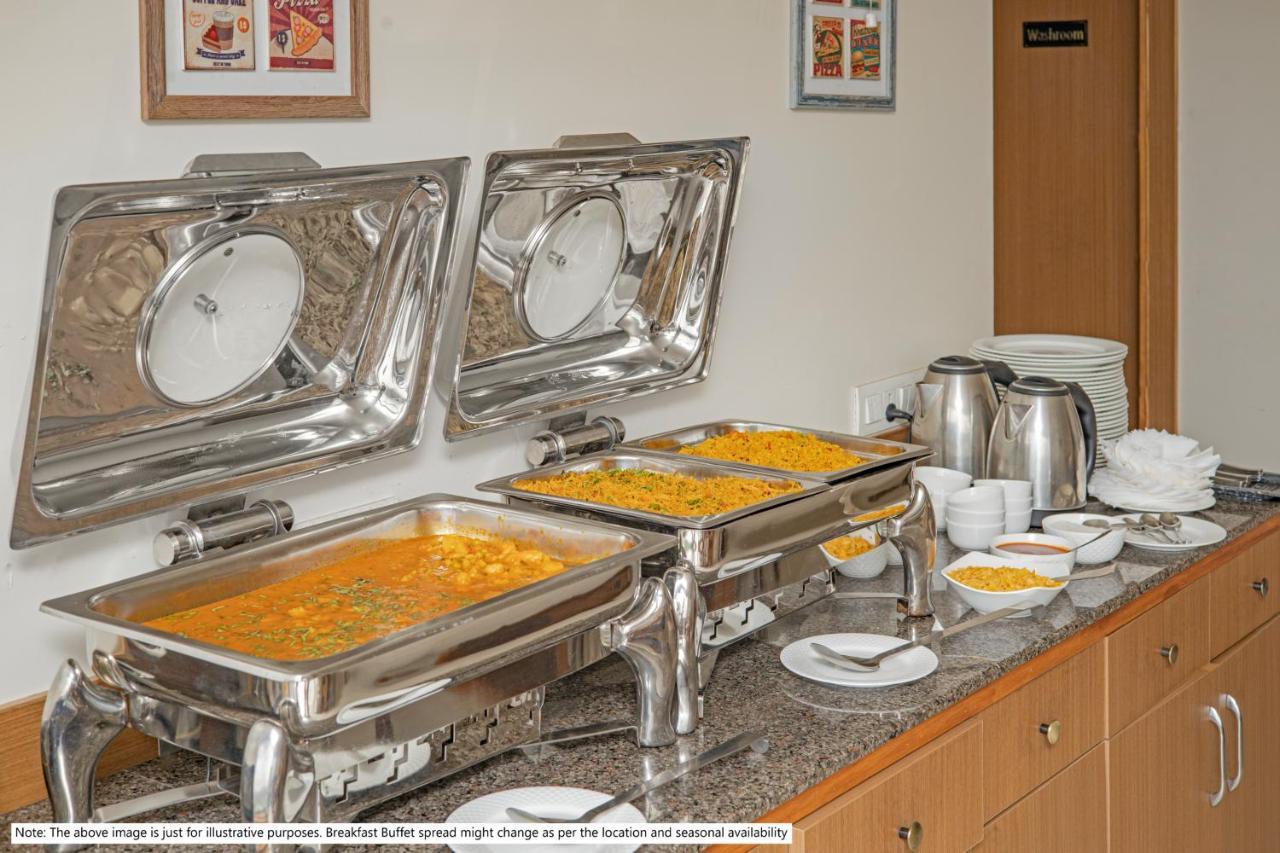 Treebo Sahara Suites 750 M From St Johns Medical College And Hospital 벵갈루루 외부 사진
