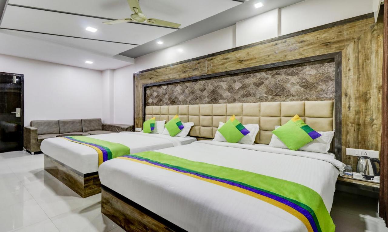 Treebo Sahara Suites 750 M From St Johns Medical College And Hospital 벵갈루루 외부 사진