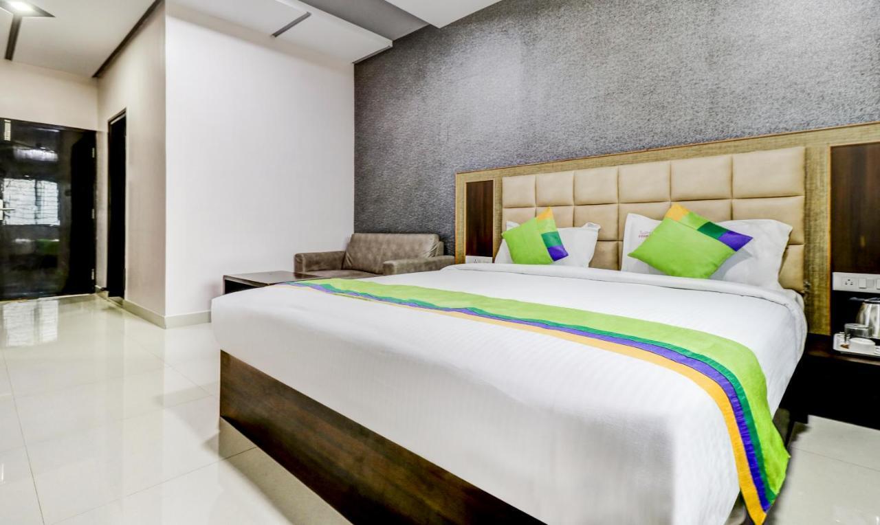 Treebo Sahara Suites 750 M From St Johns Medical College And Hospital 벵갈루루 외부 사진